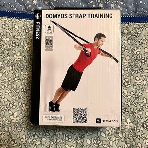 Brand new in box Body suspension trainer